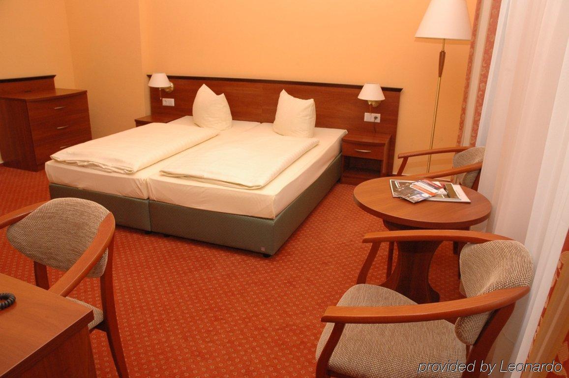 Rewari Hotel Berlin Rom bilde