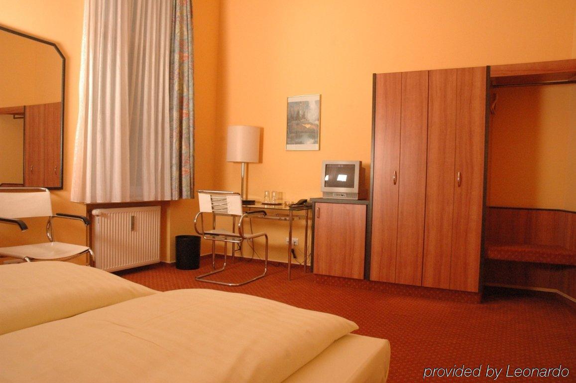 Rewari Hotel Berlin Rom bilde