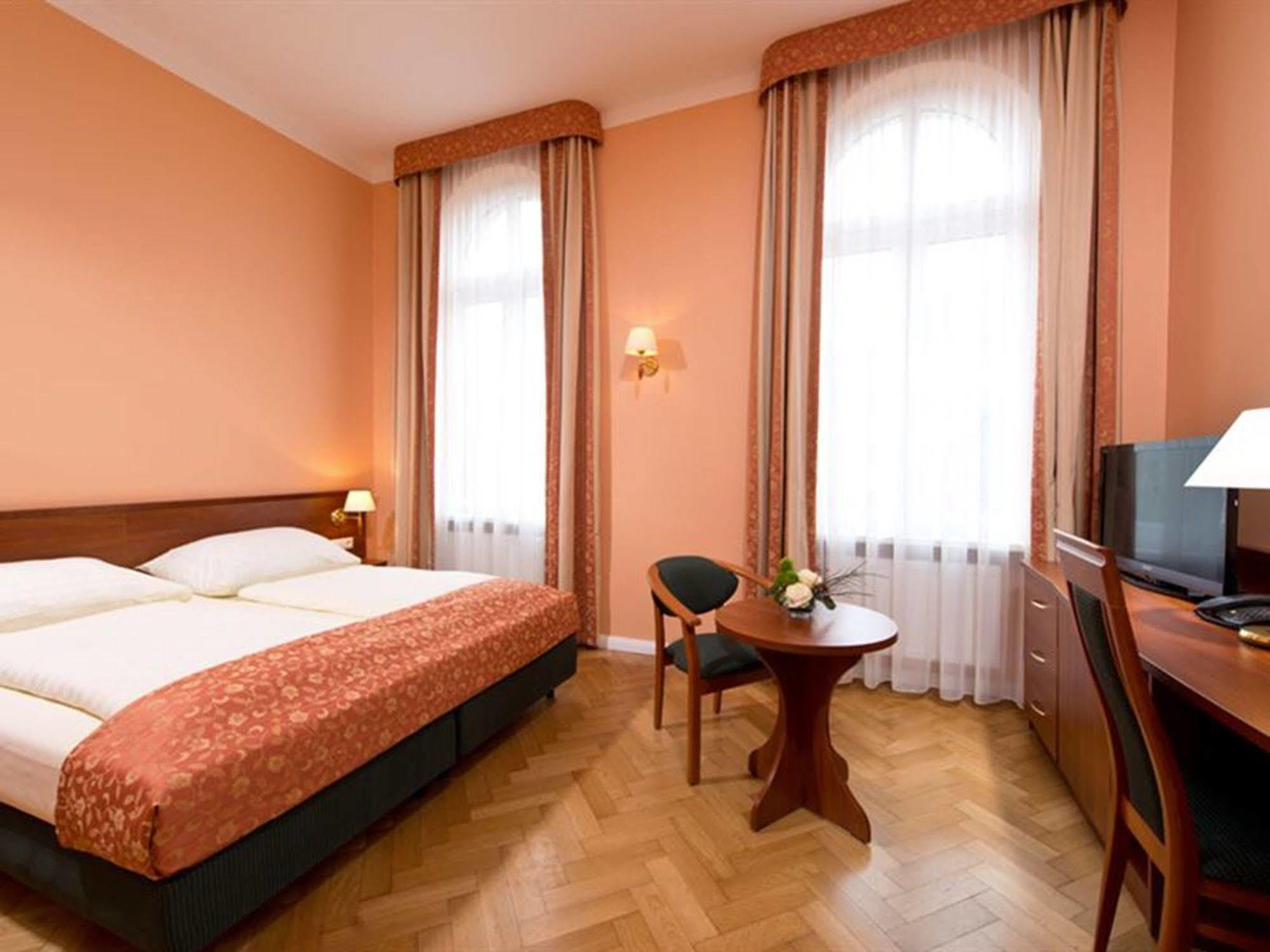 Rewari Hotel Berlin Eksteriør bilde