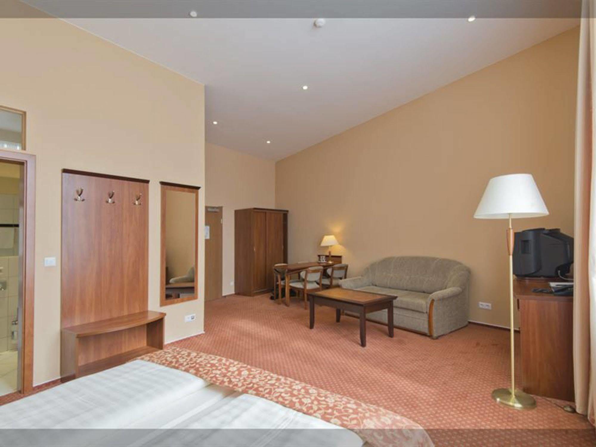 Rewari Hotel Berlin Eksteriør bilde